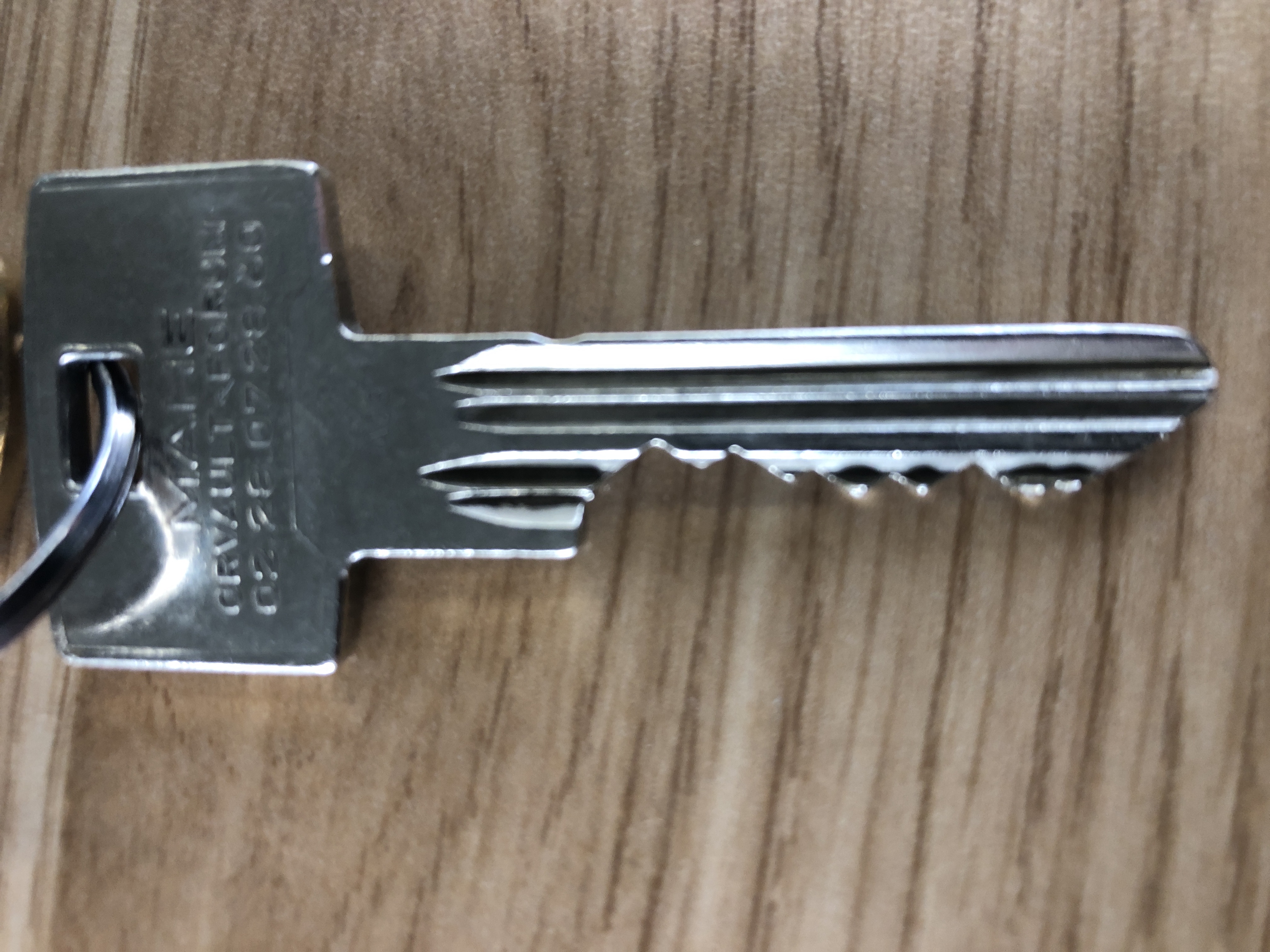 Cle carree — porte immeuble